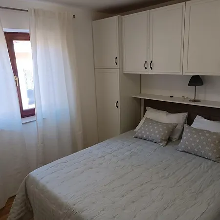 Antisin Apartment *