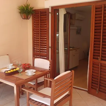 Διαμέρισμα Antisin *