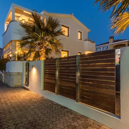 Antisin アパート